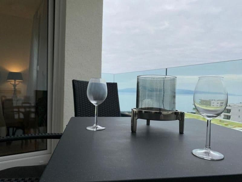 Makarska, namješten jednosoban stan s pogledom na more, 50 m2