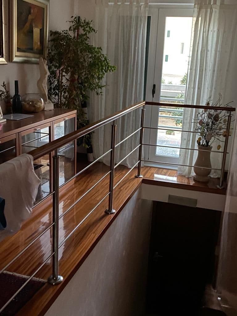 Podstrana, kuća s bazenom i pogledom na more, 400m2