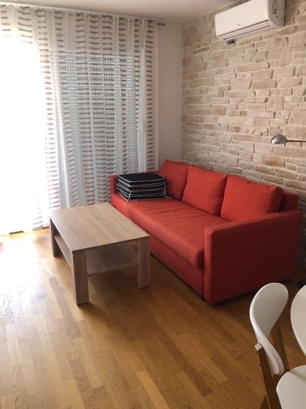 Krvavica, jednosoban stan s pogledom na more 51 m2