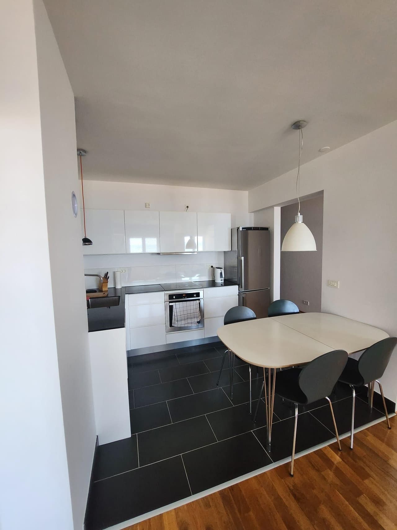Stan u novogradnji, 75,88 m², Makarska