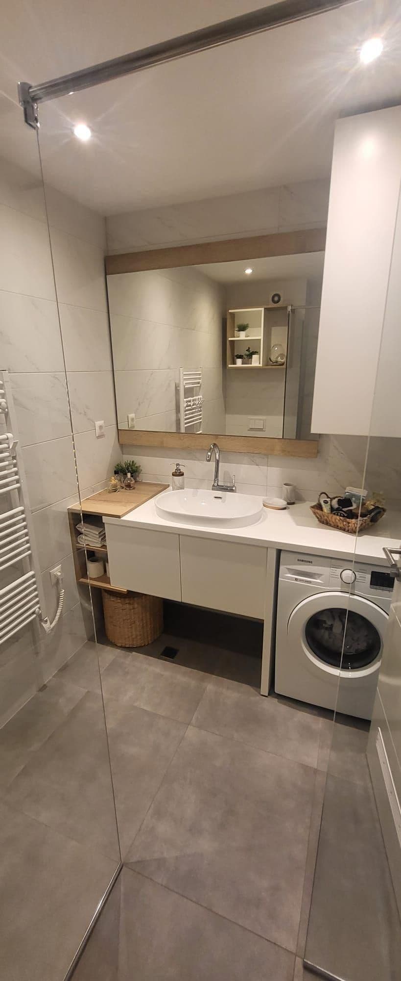 Makarska, luxuriously furnished three-bedroom apartment with panoramic view, 90 m2