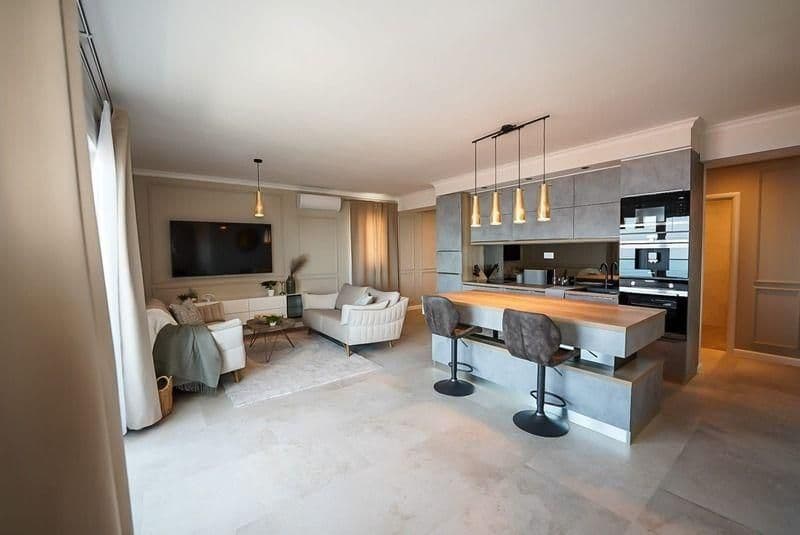 Makarska, luxuriously furnished three-bedroom apartment with panoramic view, 90 m2
